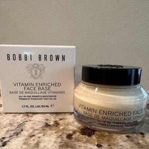 Bobbi Brown Vitamin Enriched Face Base